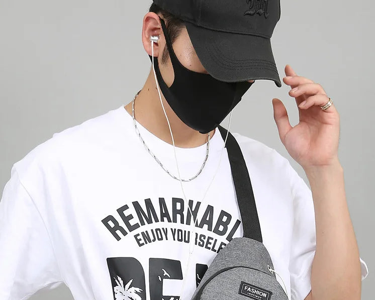 Men’s Waterproof Large-Capacity Fanny Pack – Adjustable Strap for Trave